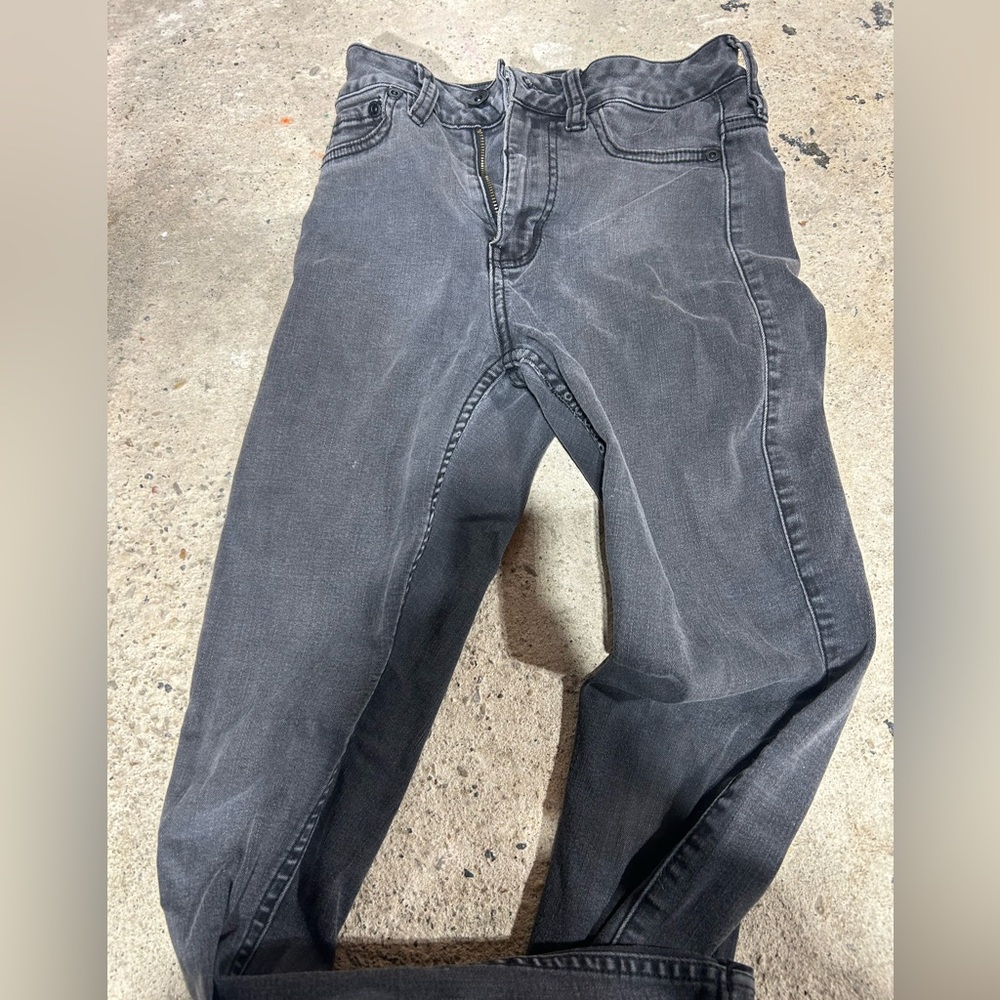 Women’s Charcoal Skinny Jeans